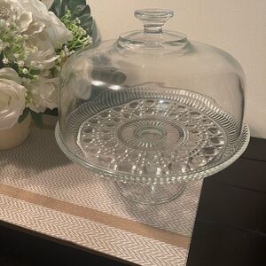 Elegant Glass Cake Stand with Dome Cover